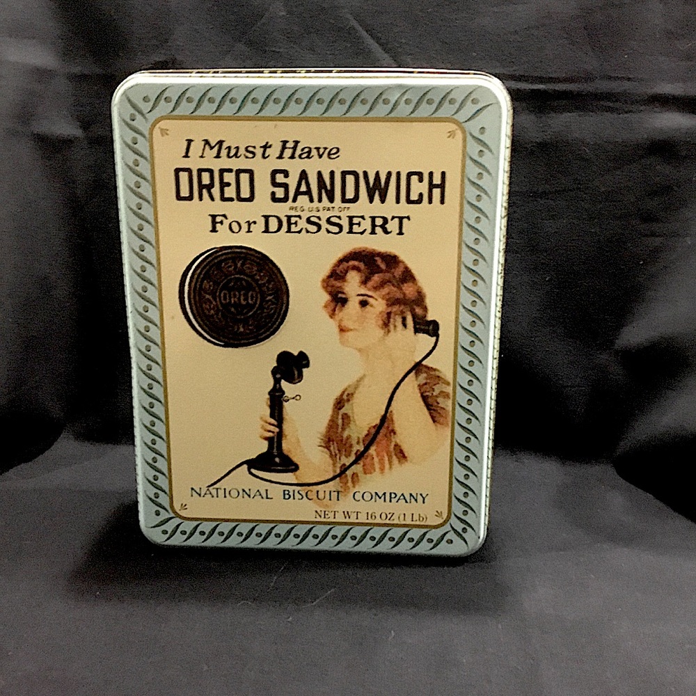 Oreo Sandwich tin